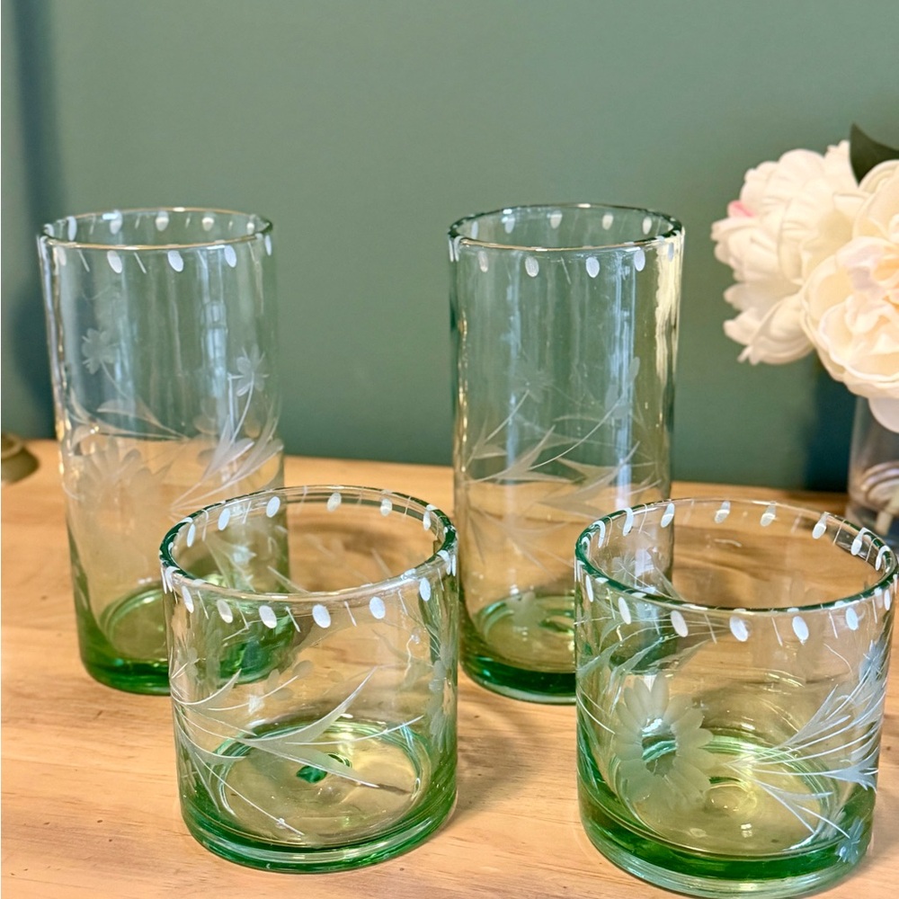 Bobby Flay Green Highball | Etched Floral Glass | Set 2 - Picture 5 of 5
